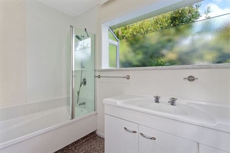 Photo of property in 16 Pouwhare Street, Whakatane, 3120