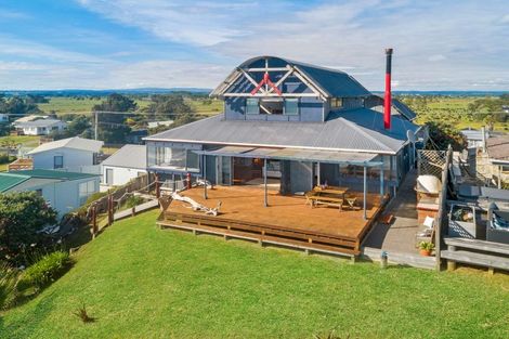 Photo of property in 433 Pukehina Parade, Pukehina, Te Puke, 3189