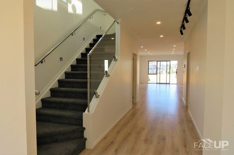 Photo of property in 16 Hea Road, Hobsonville, Auckland, 0616