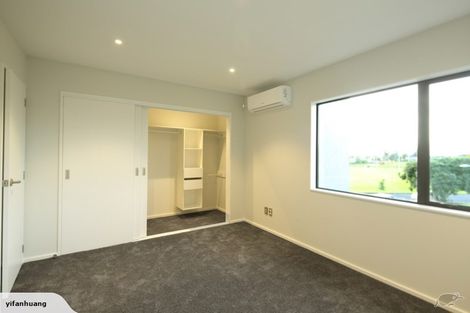 Photo of property in 27 Meritage Lane, Te Atatu South, Auckland, 0610