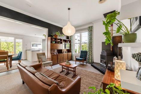 Photo of property in 58 Hampden Street, Picton, 7220
