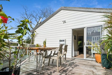 Photo of property in 30 Windsor Drive, Tairua, 3508