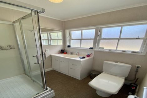 Photo of property in 1/1 Abraham Place, Saint Johns, Auckland, 1072