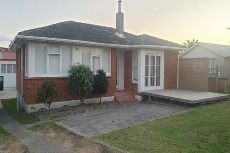 Photo of property in 114 Links Avenue, Mount Maunganui, 3116
