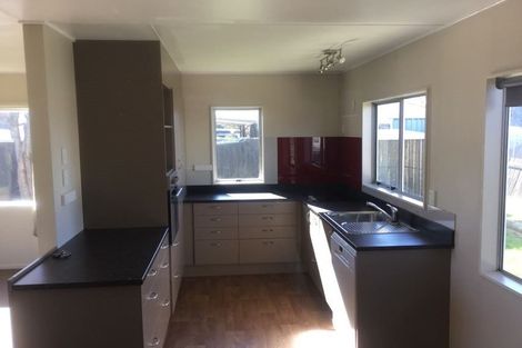 Photo of property in 8b Kupe Drive, Carterton, 5713
