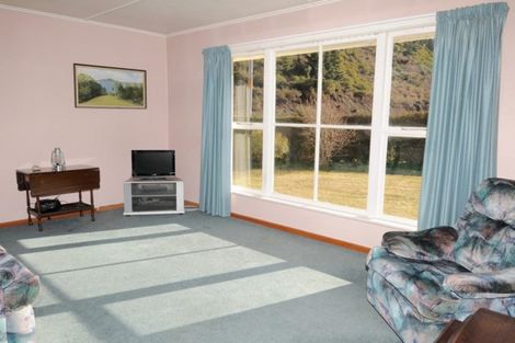 Photo of property in 6 Robinson Street, Kurow, 9435