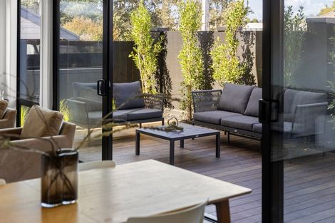 Photo of property in 213 Meola Road, Point Chevalier, Auckland, 1022