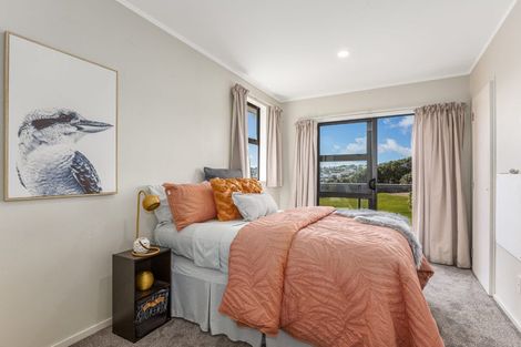 Photo of property in 2 Te Pene Avenue, Titahi Bay, Porirua, 5022
