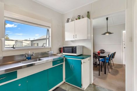 Photo of property in 24 White Street, Whitianga, 3510