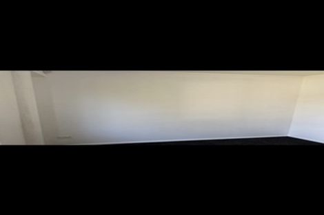 Photo of property in 2/1020 East Coast Road, Fairview Heights, Auckland, 0630