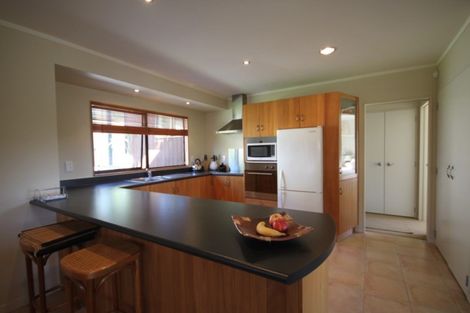 Photo of property in 37 Holland Close, Pauanui, Hikuai, 3579