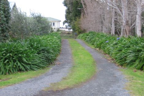 Photo of property in 56 Harbour View Road, Point Wells, 0986