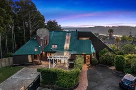 Photo of property in 157 Schnapper Rock Road, Schnapper Rock, Auckland, 0632