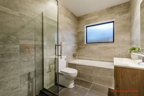 Photo of property in 15 Ropere Street, Kumeu, 0810