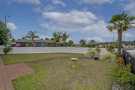 Photo of property in 2 Seascape Avenue, Whitianga, 3510