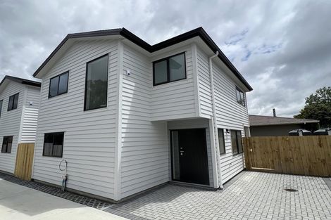 Photo of property in 30b Durham Street, Te Atatu Peninsula, Auckland, 0610