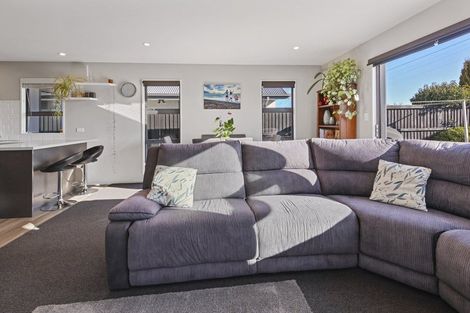 Photo of property in 10 Helmore Street, Rangiora, 7400