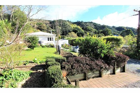 Photo of property in 21 Main Road, Havelock, 7100