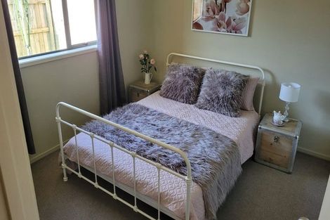 Photo of property in 11 Mckenzie Place, Rototuna North, Hamilton, 3210