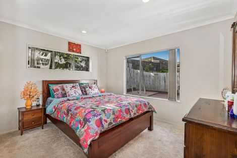 Photo of property in 28 Foxlaw Street, Randwick Park, Auckland, 2105