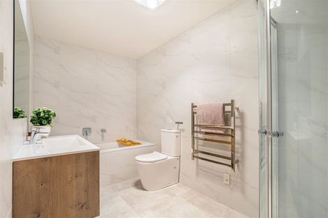 Photo of property in 10 Arran Point Parade, Orewa, 0931