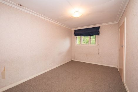 Photo of property in 184 Main South Road, Green Island, Dunedin, 9018