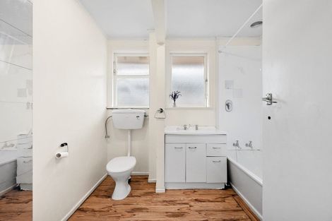 Photo of property in 49 Astrolabe Street, Cannons Creek, Porirua, 5024