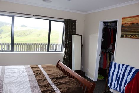 Photo of property in 10 Bickerton Rise, Churton Park, Wellington, 6037
