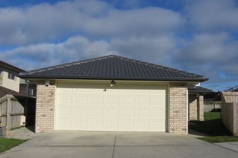 Photo of property in 11a Andover Way, Goodwood Heights, Auckland, 2105