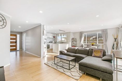 Photo of property in 13 Hihi Avenue, Takanini, 2112