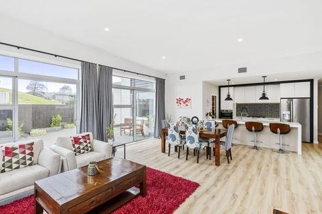 Photo of property in 37 Hudson Place, Paraparaumu, 5032