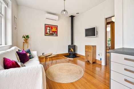 Photo of property in 132 Olliviers Road, Phillipstown, Christchurch, 8011