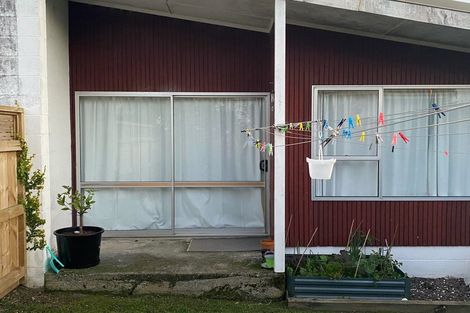 Photo of property in 2/5 Camden Road, Sandringham, Auckland, 1025