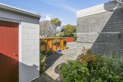 Photo of property in 1-20/27 Whites Line West, Woburn, Lower Hutt, 5010