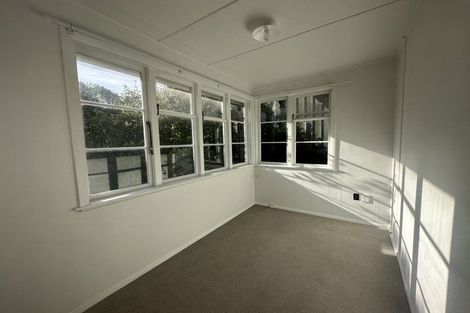 Photo of property in 8 Stephen Street, Johnsonville, Wellington, 6037