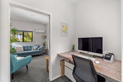 Photo of property in 4 Ao Marama Place, Kerikeri, 0294