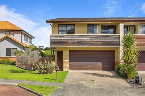 Photo of property in 17 Ashurst Lane, Greenhithe, Auckland, 0632