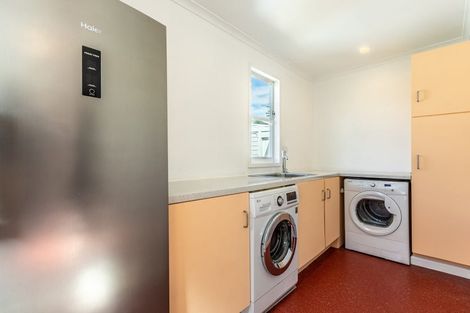 Photo of property in 131 Te Horo Beach Road, Te Horo, Otaki, 5581