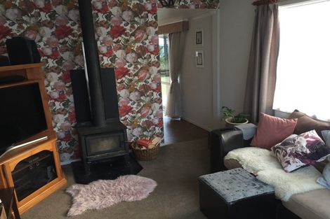 Photo of property in 14 Saxton Road, Upper Vogeltown, New Plymouth, 4310