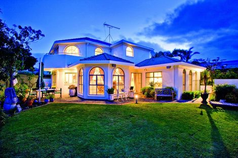 Photo of property in 2/17 Sanders Avenue, Takapuna, Auckland, 0622