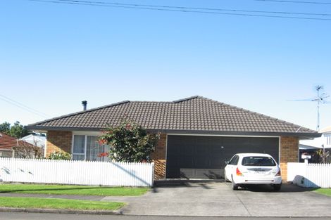 Photo of property in 2/9 Frances Street, Manurewa, Auckland, 2102