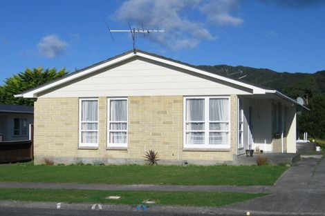 Photo of property in 21a Kairanga Crescent, Wainuiomata, Lower Hutt, 5014