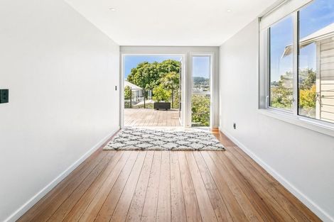 Photo of property in 5 Mckenzie Terrace, Te Aro, Wellington, 6011