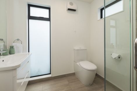 Photo of property in 2/27 Bristol Street, St Albans, Christchurch, 8014