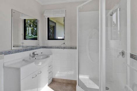 Photo of property in 311 Croydon Road, Midhirst, Stratford, 4394