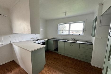 Photo of property in 16 Thompson Terrace, Manurewa, Auckland, 2102