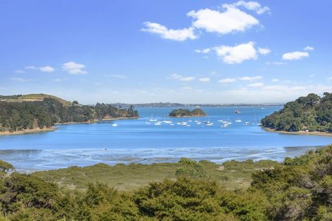 Photo of property in 1a Erua Road, Ostend, Waiheke Island, 1081