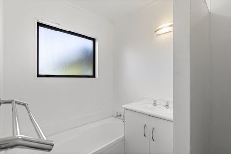 Photo of property in 191c Chamberlain Road, Bombay, 2675