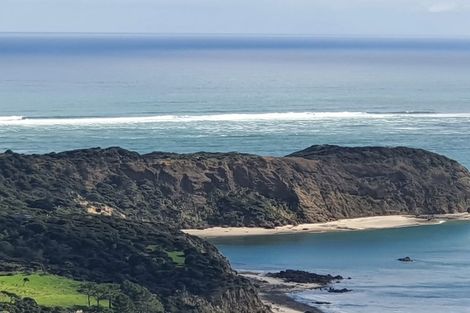 Photo of property in 289 Hokianga Harbour Drive, Omapere, Kaikohe, 0473