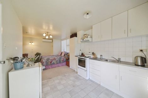 Photo of property in 29 Greenhill Crescent, Pakuranga, Auckland, 2010